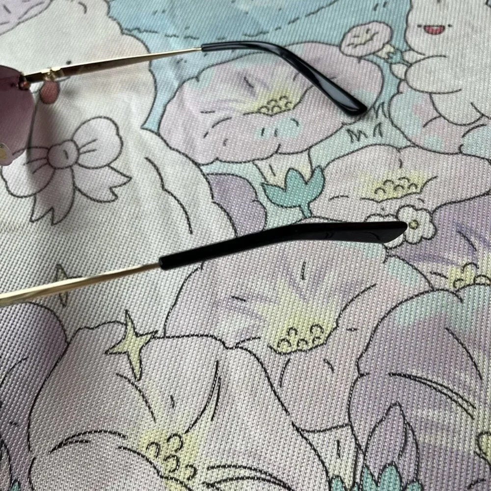 Cartier Purple Sunglasses with Black Temples - Picture 4 of 6